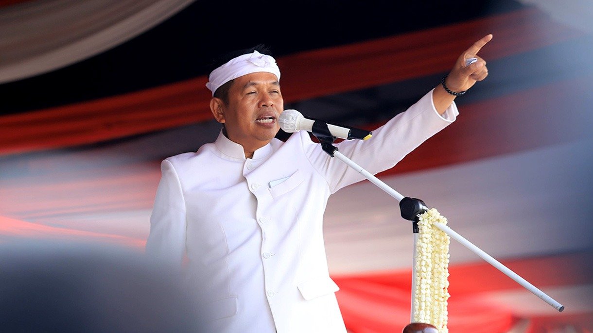 Kepemimpinan Dedi Mulyadi: Padukan Empati, Aksi Nyata, dan Budaya Lokal