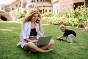 Menjaga Work-Life Balance: Rahasia Kita Tetap Bahagia dan Produktif di Era Digital