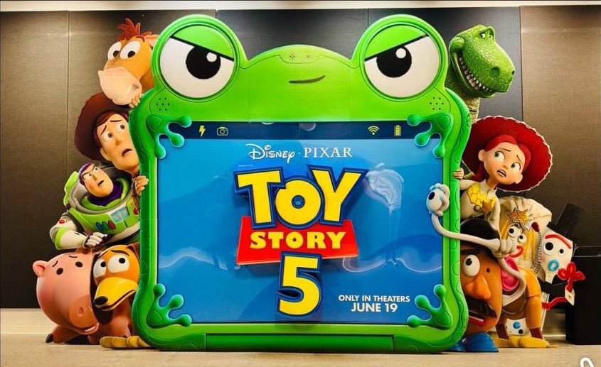 Toy Story 5: Woody dan Buzz Hadapi Musuh Paling Mengerikan Bagi Mainan – Tablet Anak!