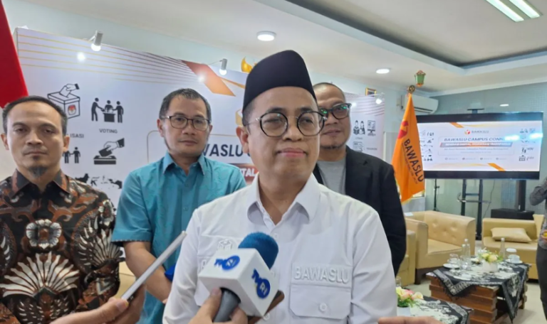 Bawaslu Ajak Masyarakat Jaga Etika Ruang Siber Demi Keberlangsungan Teknologi Demokrasi