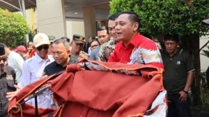 Bantuan 190 Becak Listrik Bekasi: Berdayakan Pengemudi Lansia Untuk Tingkatkan Kesejahteraan Setempat